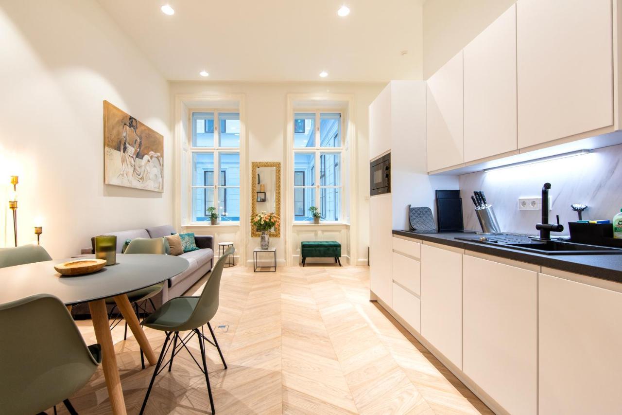 Herzfeldhaus City Apartment Вена Экстерьер фото